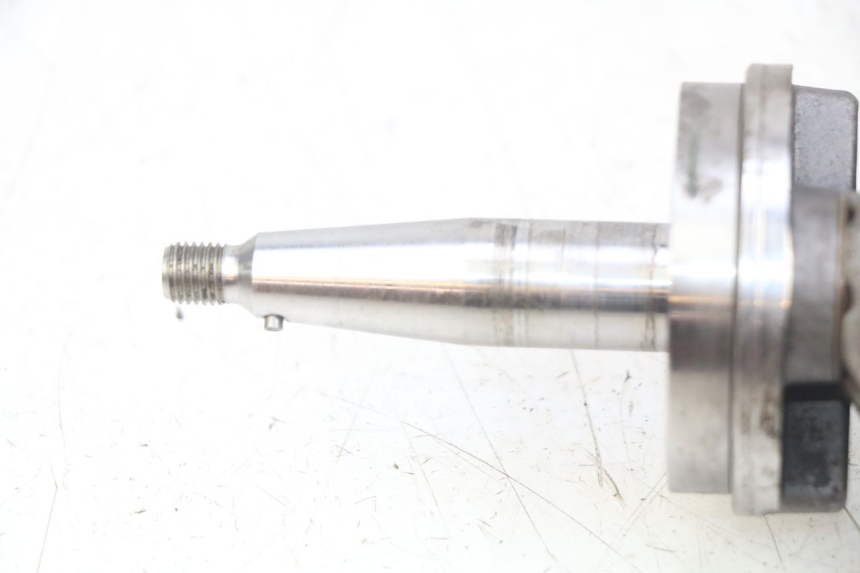 photo de CRANKSHAFT PEUGEOT LUDIX 50 (2005 - 2007) - Technical close-up