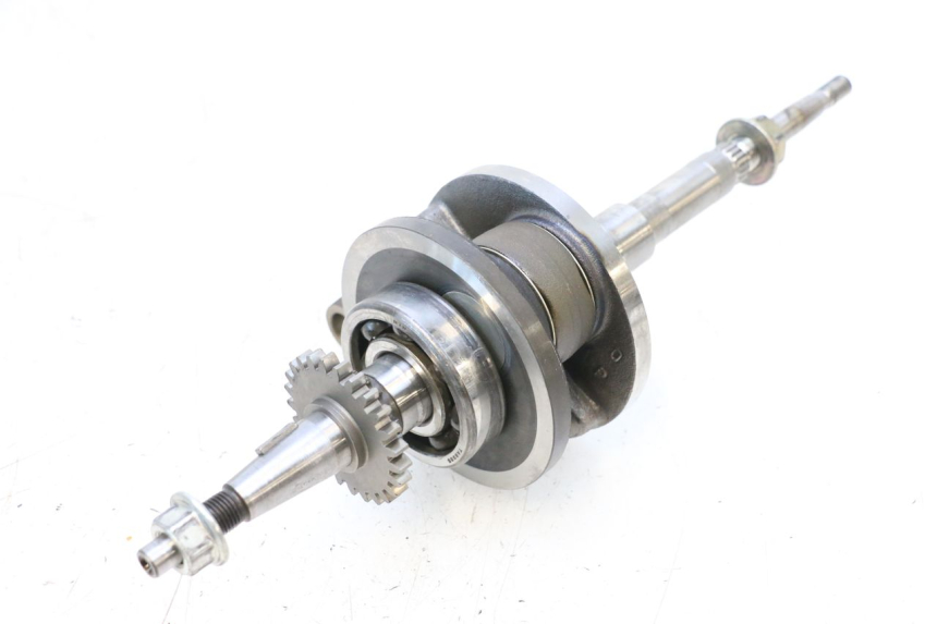 photo de CRANKSHAFT PEUGEOT SATELIS COMPRESSOR K15 125 (2006 - 2009) - Alternative perspective