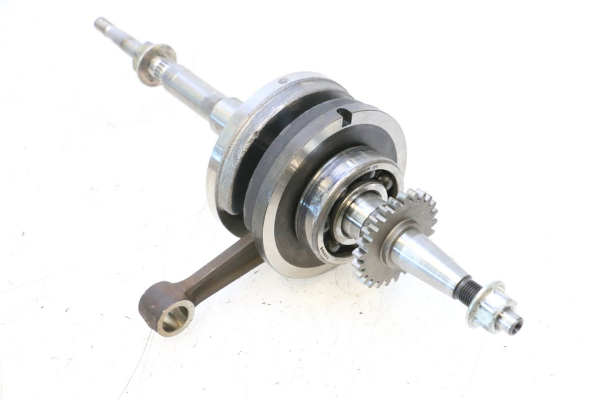 photo de CRANKSHAFT PEUGEOT SATELIS COMPRESSOR K15 125 (2006 - 2009) - Fixing points details