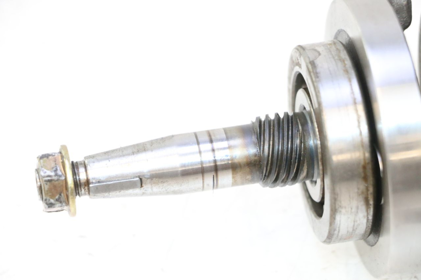 photo de CRANKSHAFT PEUGEOT SPEEDFIGHT LC 50 (1996 - 2002) - Additional view of the item