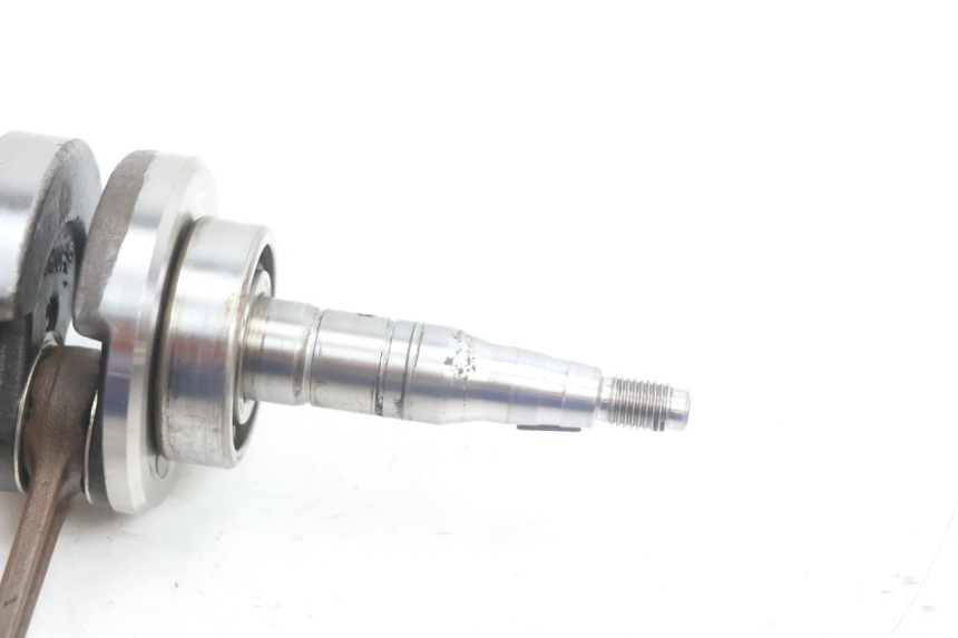 photo de CRANKSHAFT MBK STUNT NAKED 50 (2004 - 2018) - Alternative perspective