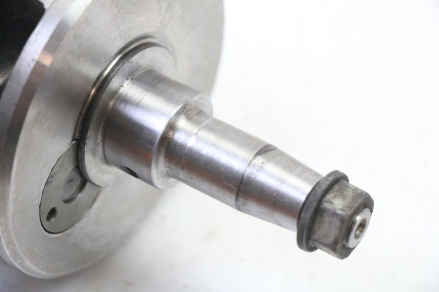 photo de CRANKSHAFT PIAGGIO SUPER LX 125 (2000 - 2003) - Technical close-up