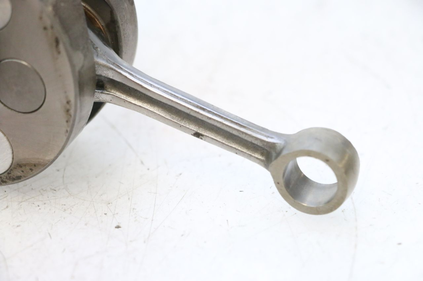 photo de CRANKSHAFT PEUGEOT TREKKER 50 (1995 - 2004) - Surface and material condition