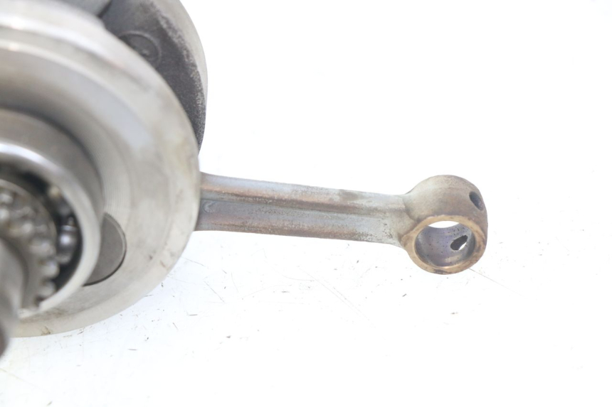 photo de CRANKSHAFT PEUGEOT V-CLIC VCLIC 50 (2007 - 2013) - Alternative perspective