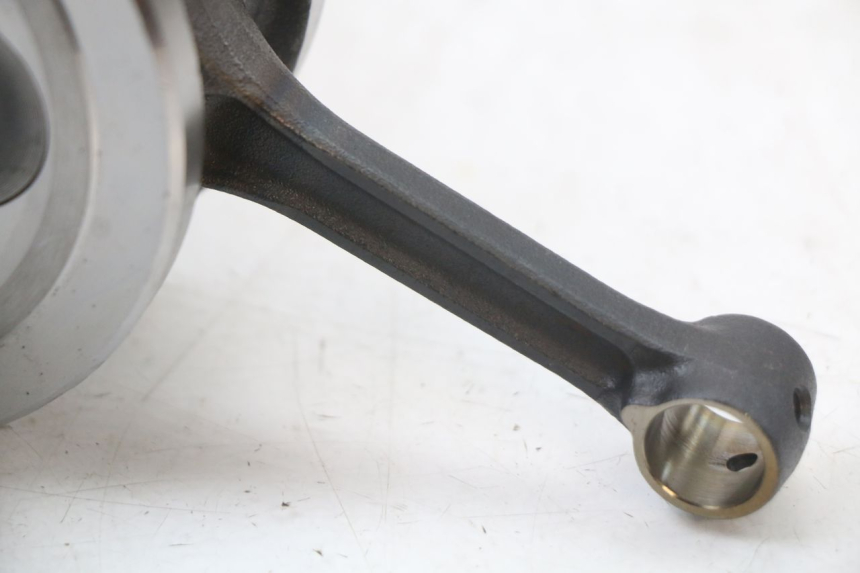 photo de CRANKSHAFT DAELIM VL DAYSTAR 125 (2000 - 2011) - Alternative perspective