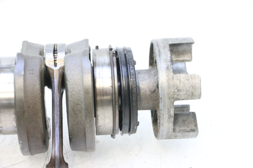 photo de CRANKSHAFT YAMAHA WAVE RUNNER GP R 1200 (2000 - 2003) - Component zoom