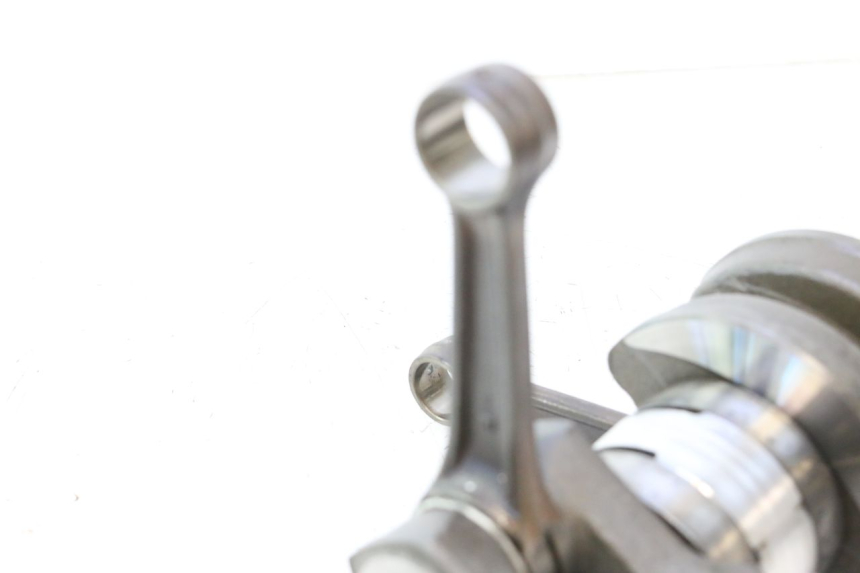 photo de CRANKSHAFT YAMAHA WAVE RUNNER GP R 1200 (2000 - 2003) - Technical close-up