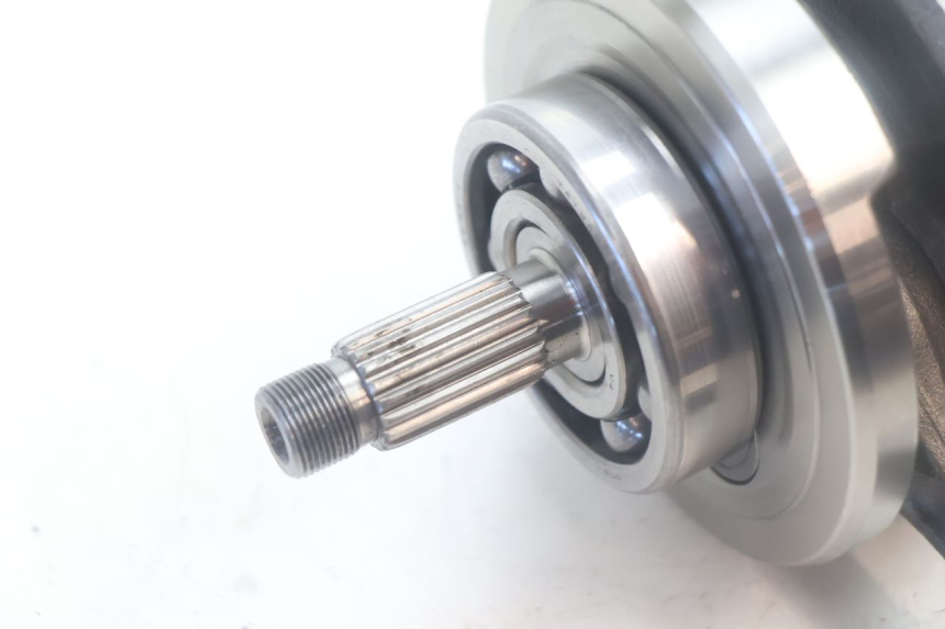 photo de CRANKSHAFT SMC XROAD 150 - Component detail