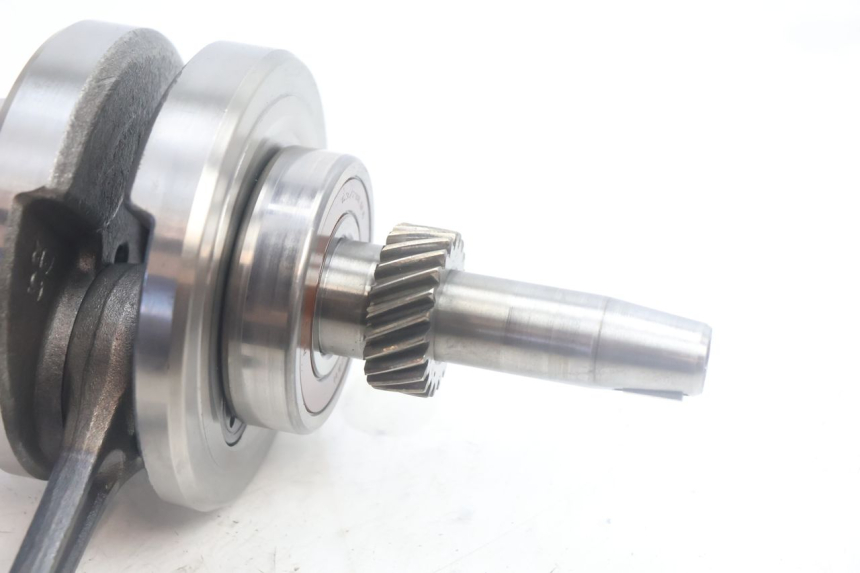 photo de CRANKSHAFT SMC XROAD 150 - Technical close-up