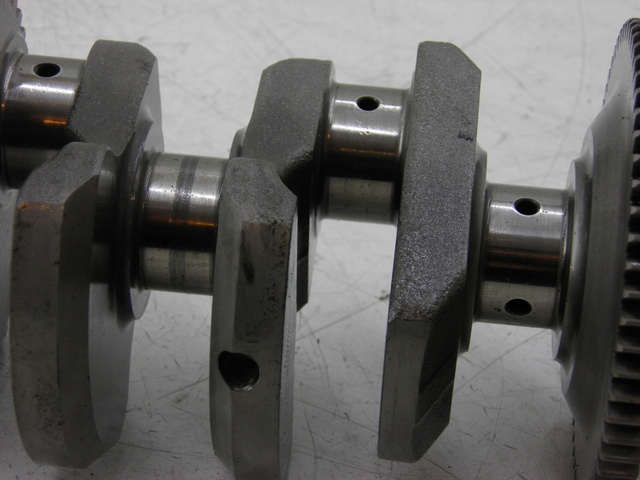photo de CRANKSHAFT YAMAHA FJR 1300 (2004 - 2005) - Surface and material condition