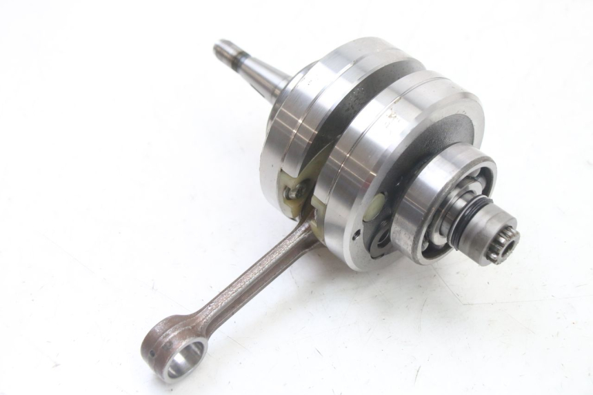 photo de CRANKSHAFT YAMAHA YZ 125 (2006 - 2016) - Alternative perspective
