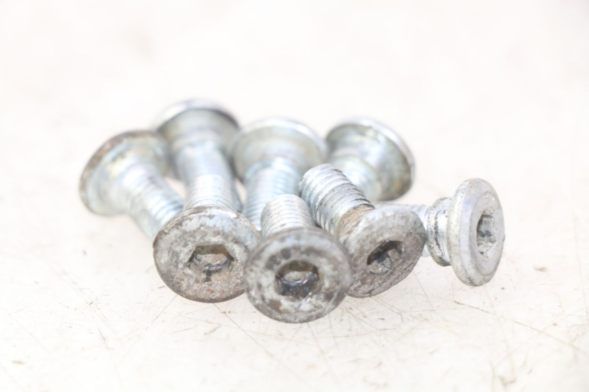photo de BRAKE DISC BOLT ORION AGB37 CRF1 DIRT BIKE 125 (2013 - 2021) - Surface and material condition
