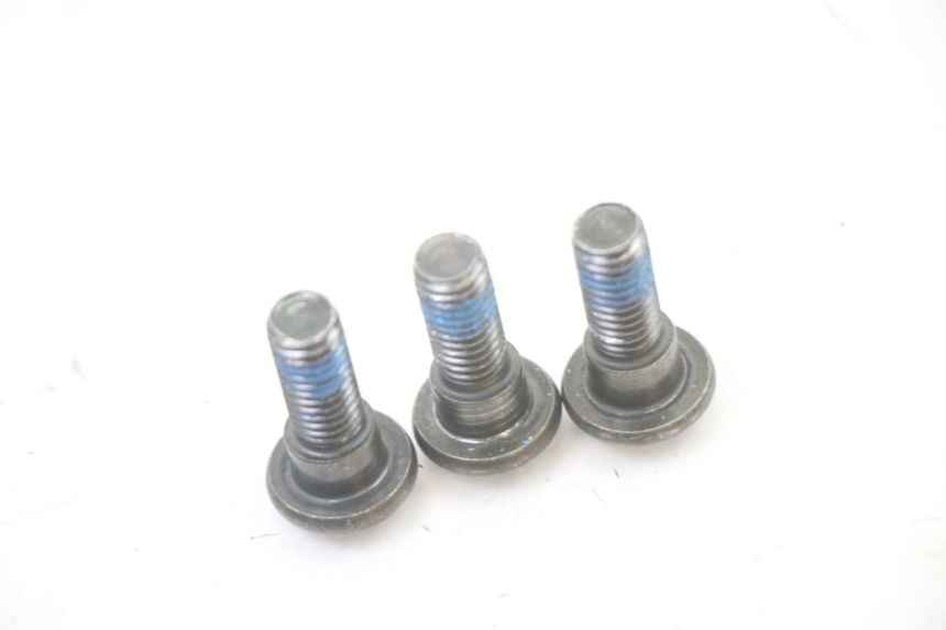 photo de BRAKE DISC BOLT KYMCO AGILITY 4T 50 (2005 - 2018) - Zoom on usage condition