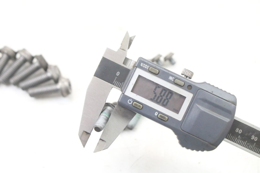 photo de BRAKE DISC BOLT BMW S RR ABS S1000RR 1000 (2015 - 2018) - Fixing points details