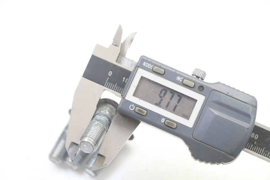 photo de BRAKE DISC BOLT MBK BOOSTER SPIRIT NAKED 50 (2004 - 2017) - Technical close-up