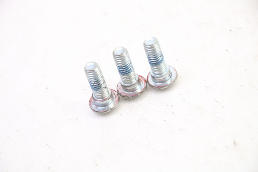 photo de BRAKE DISC BOLT MOTRON BREEZY 4T 50 (2021 - 2025) - Zoom on usage condition