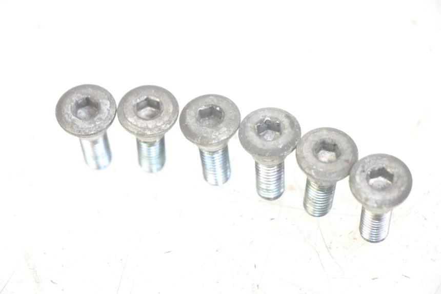 photo de BRAKE DISC BOLT HONDA CA REBEL 125 (1995 - 2001) - Alternative perspective