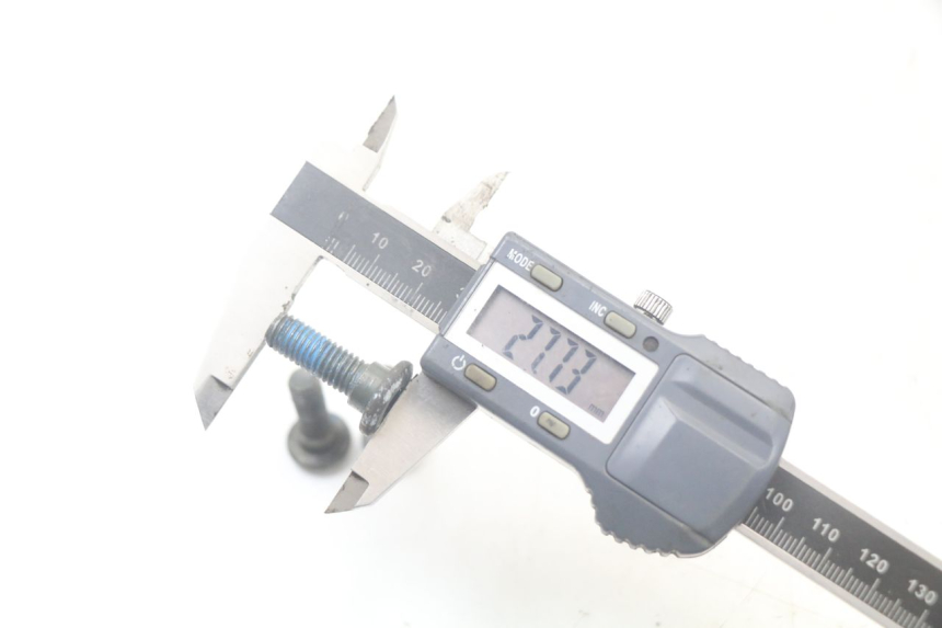 photo de BRAKE DISC BOLT SYM CROX 4T 50 (2016 - 2023) - Alternative perspective