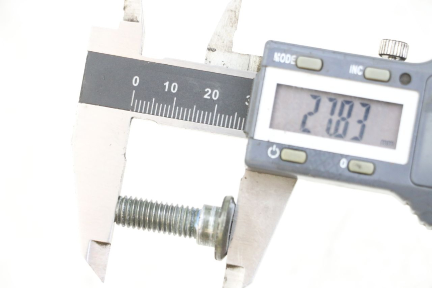 photo de BRAKE DISC BOLT LONGJIA DIGITA 4T 50 (2019 - 2022) - Zoom on usage condition