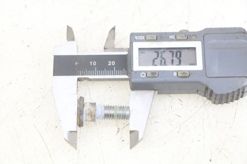 photo de BRAKE DISC BOLT HONDA FES PANTHEON 2T 125 (1998 - 2002) - Zoom on usage condition