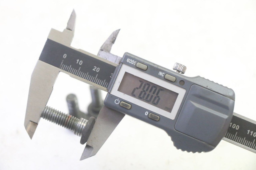 photo de BRAKE DISC BOLT SYM FIDDLE 3 III 125 (2014 - 2020) - Alternative perspective