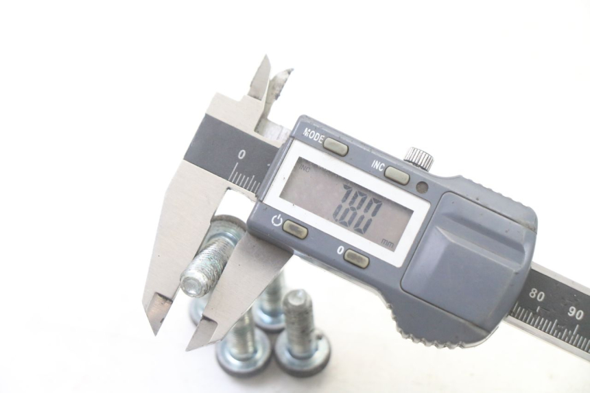 photo de BRAKE DISC BOLT MBK FLAME X 125 (2007 - 2016) - Technical close-up