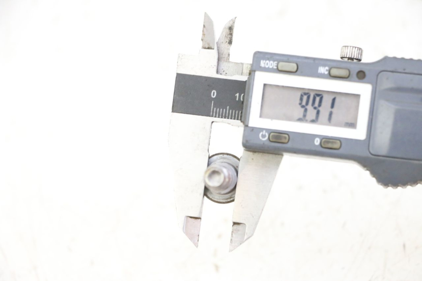 photo de BRAKE DISC BOLT HONDA FORZA ABS 300 (2013 - 2017) - Zoom on usage condition