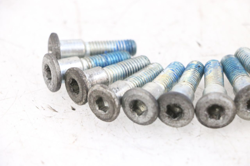 photo de BRAKE DISC BOLT SUZUKI GSF N BANDIT 600 (1996 - 1999) - Product overview