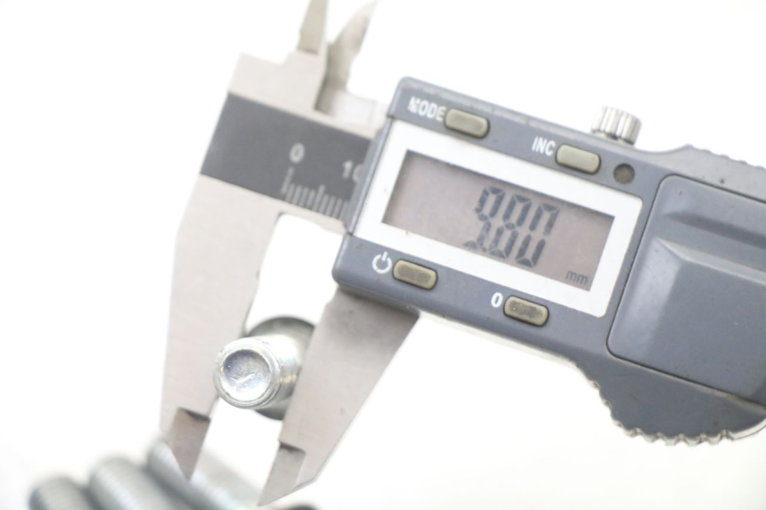 photo de BRAKE DISC BOLT MBK BOOSTER NEXT GENERATION 50 (1995 - 1998) - Technical close-up