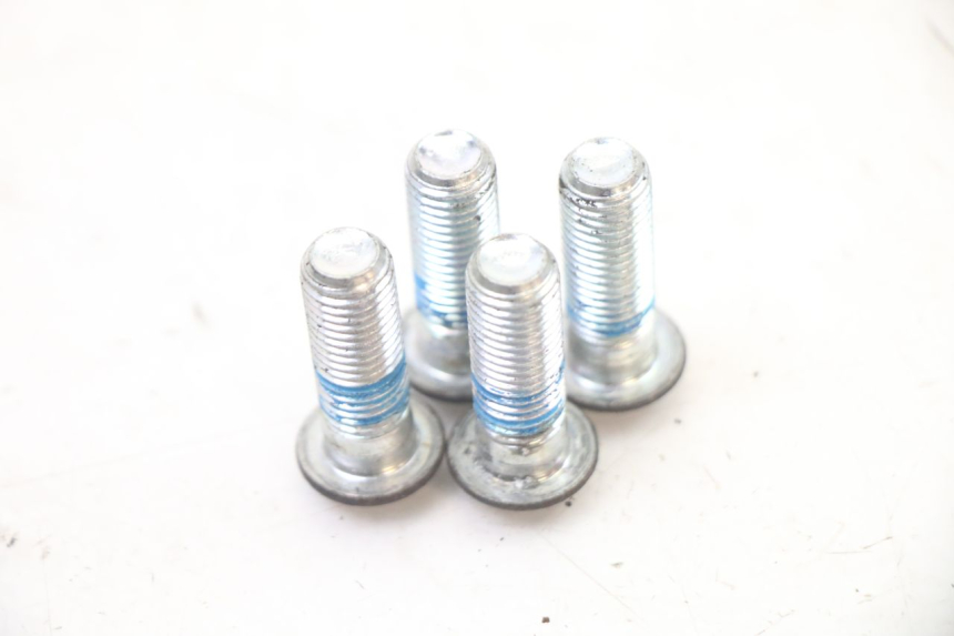 photo de BRAKE DISC BOLT MBK BOOSTER SPIRIT NAKED 50 (2004 - 2017) - Zoom on usage condition