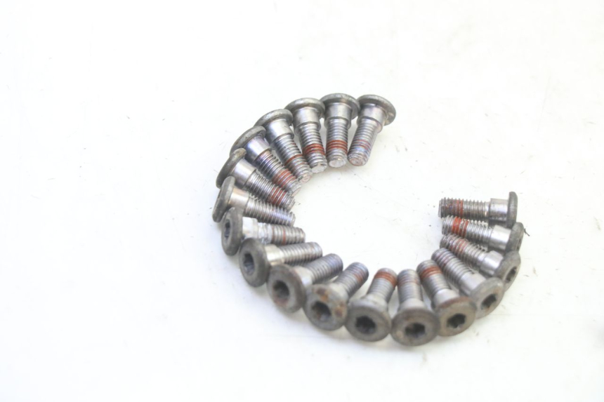 photo de BRAKE DISC BOLT HONDA NTV DEAUVILLE 650 (2001 - 2006) - Component detail