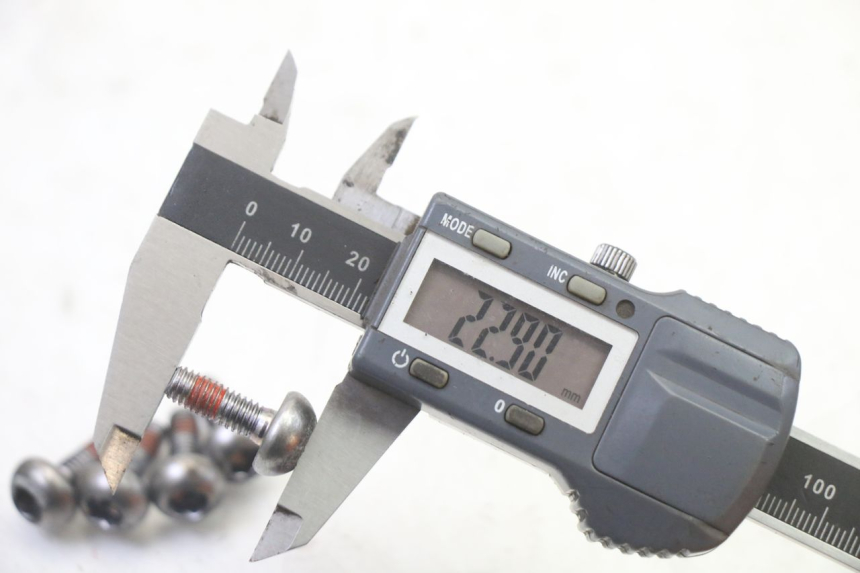 photo de BRAKE DISC BOLT HONDA NTV DEAUVILLE 650 (2001 - 2006) - Product overview