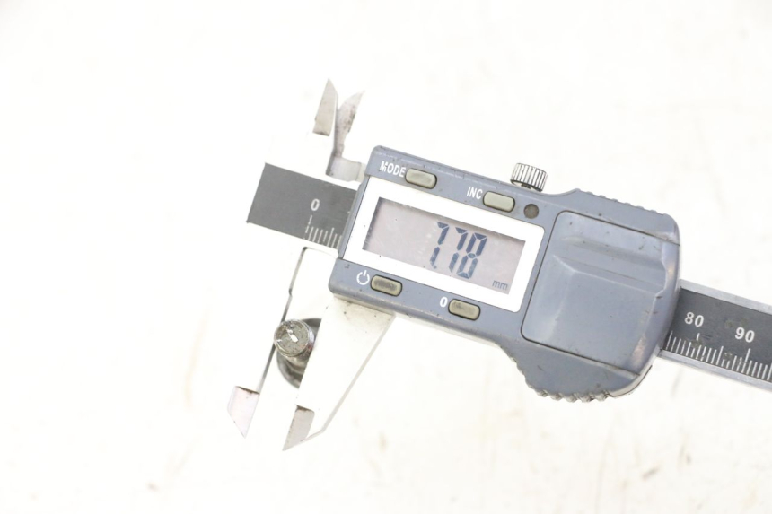 photo de BRAKE DISC BOLT PEUGEOT TWEET 4T 50 (2014 - 2019) - Component detail