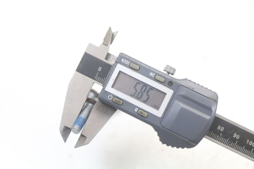 photo de BRAKE DISC BOLT PIAGGIO LIBERTY IGET 4T 50 (2021 - 2025) - Technical close-up