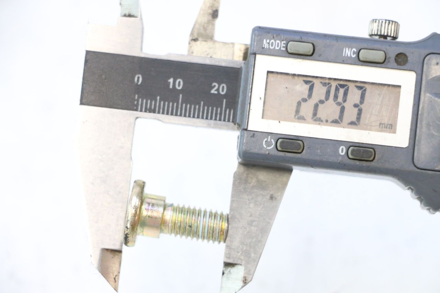 photo de BRAKE DISC BOLT RIDE RACE GT 2T 50 (2012 - 2017) - Zoom on usage condition