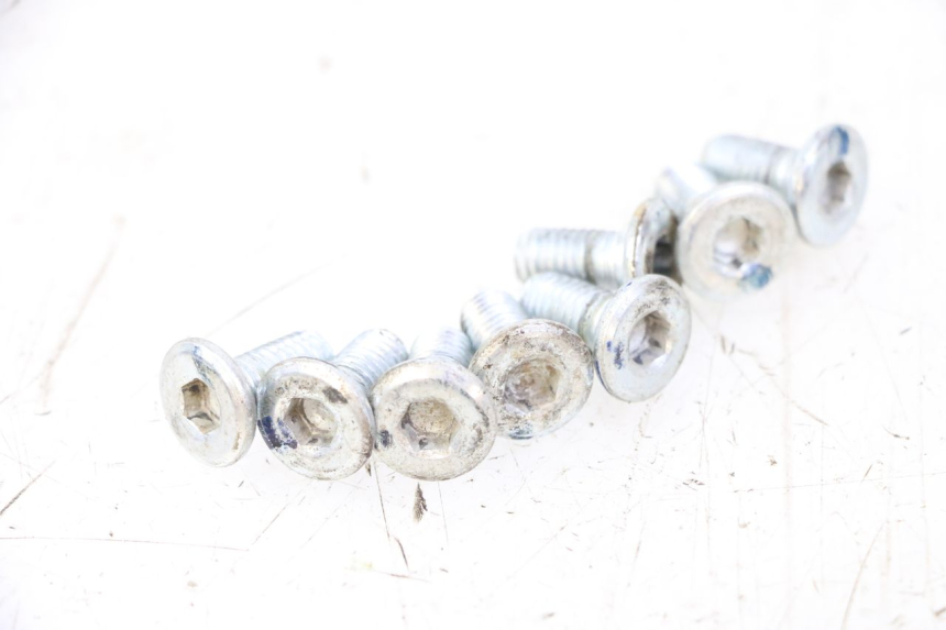 photo de BRAKE DISC BOLT APOLLO RFZ 125 - Alternative perspective