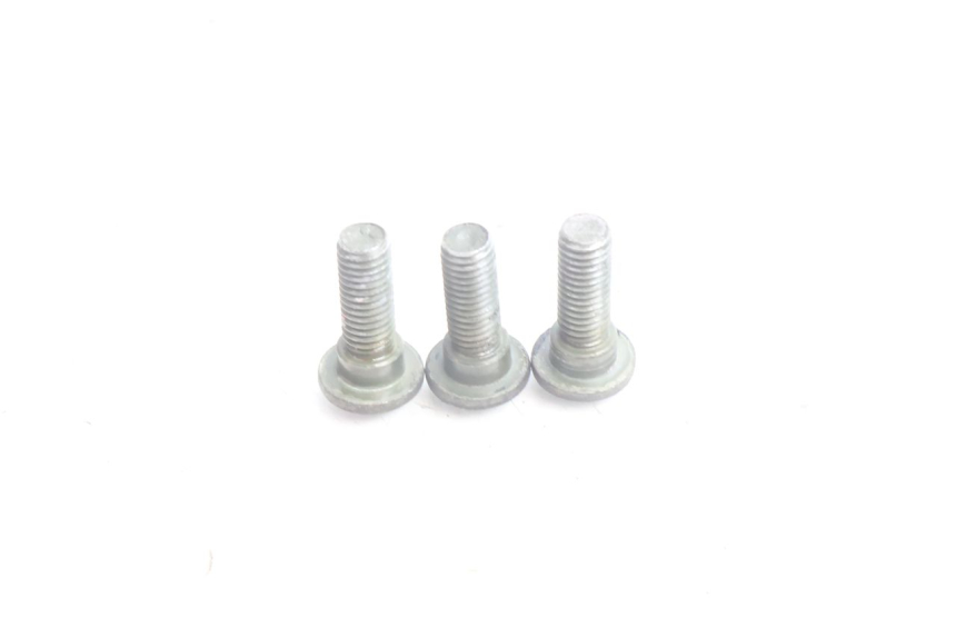photo de BRAKE DISC BOLT TNT MOTOR ROMA 10' 4T 50 (2007 - 2018) - Zoom on usage condition