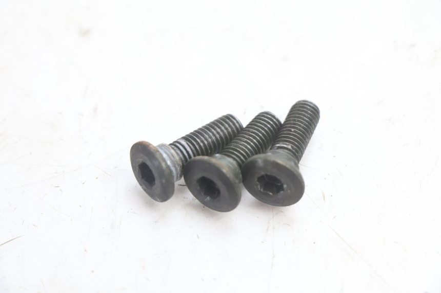 photo de BRAKE DISC BOLT TNT MOTOR ROMA 12' 2T 50 (2007 - 2018) - Component detail