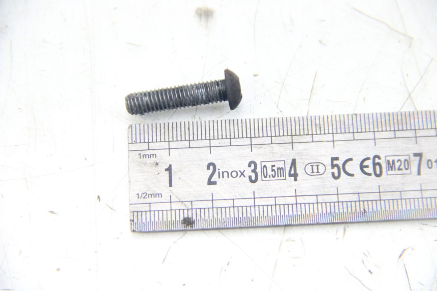 photo de BRAKE DISC BOLT GILERA RUNNER SP 50 (2009 - 2017) - Zoom on usage condition