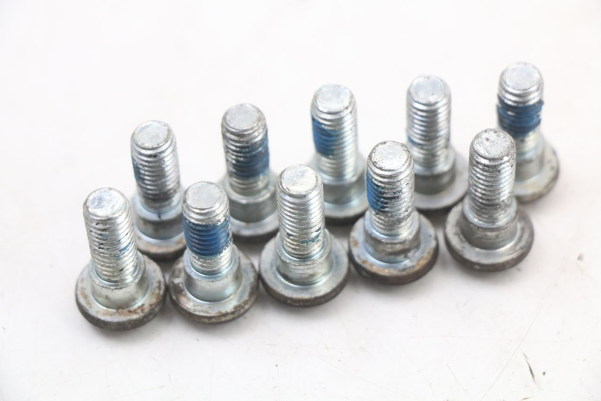 photo de BRAKE DISC BOLT DAELIM S3 125 (2010 - 2017) - Zoom on usage condition