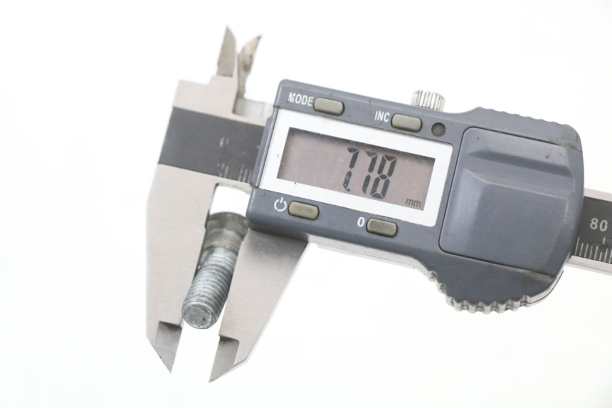 photo de BRAKE DISC BOLT DAELIM S3 125 (2010 - 2017) - Technical close-up