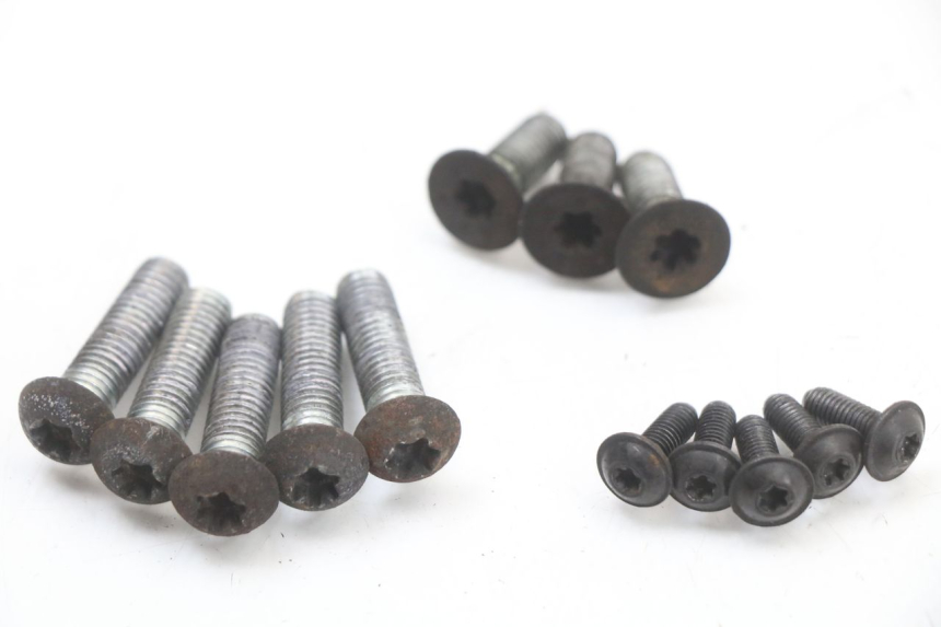 photo de BRAKE DISC BOLT PEUGEOT SATELIS 125 (2010 - 2012) - Component detail