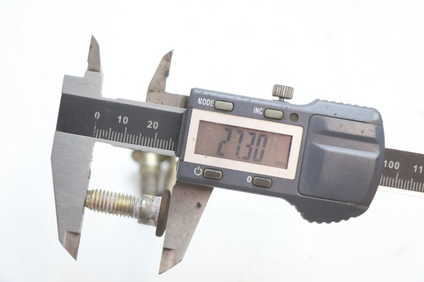photo de BRAKE DISC BOLT DERBI SENDA 50 (2003 - 2005) - Alternative perspective
