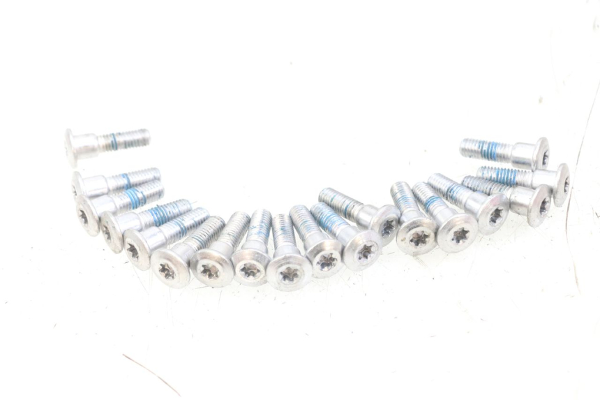 photo de BRAKE DISC BOLT TRIUMPH SPEED TRIPLE T301 900 (1994 - 1996) - Main view