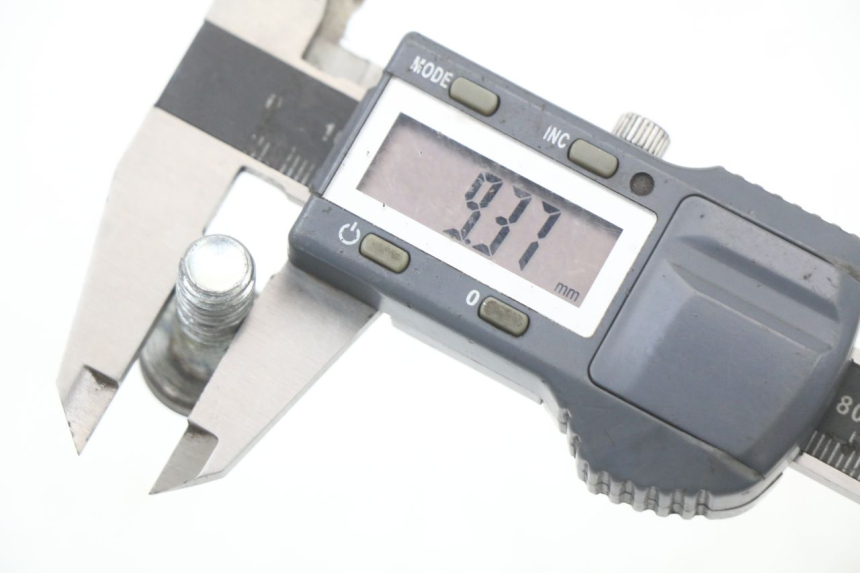 photo de BRAKE DISC BOLT HARLEY DAVIDSON SPORTSTER XL CUSTOM 1200 (2003 - 2004) - Fixing points details