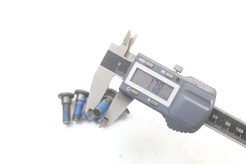 photo de BRAKE DISC BOLT KYMCO SUPER 8 125 (2008 - 2015) - Technical close-up