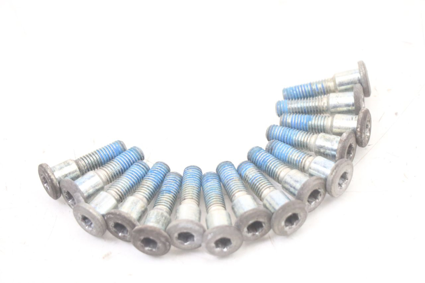 photo de BRAKE DISC BOLT SUZUKI GSF S BANDIT 600 (2000 - 2004) - Main view