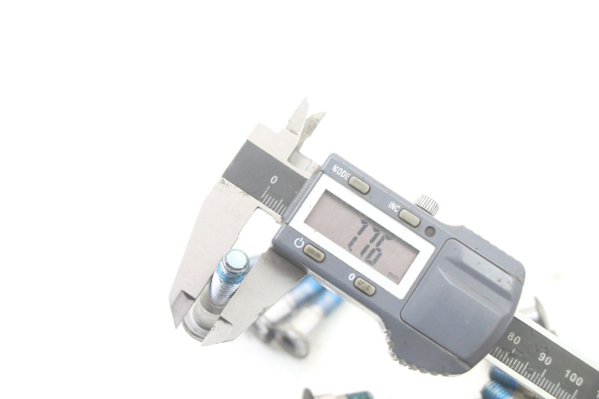 photo de BRAKE DISC BOLT SUZUKI GSX F GSXF 650 (2007 - 2015) - Product overview