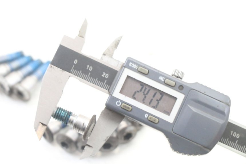 photo de BRAKE DISC BOLT SUZUKI GSX F GSXF 650 (2007 - 2015) - Checked used part