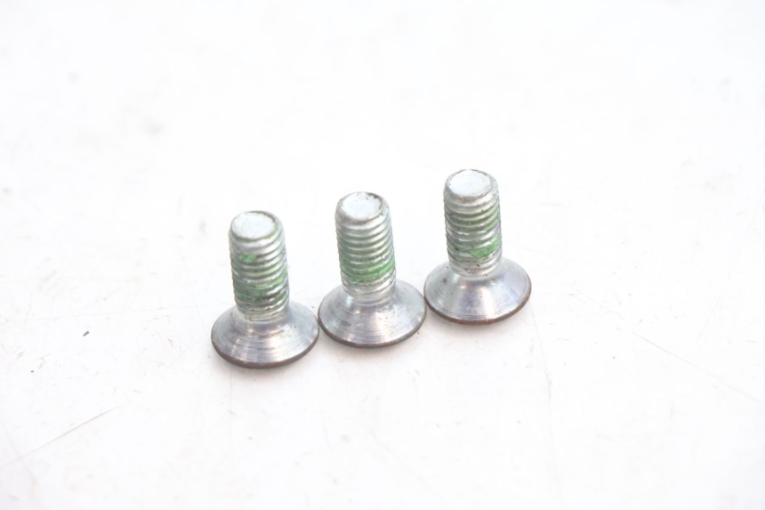 photo de BRAKE DISC BOLT PEUGEOT TKR TREKKER FURIOUS 50 (2005 - 2014) - Zoom on usage condition